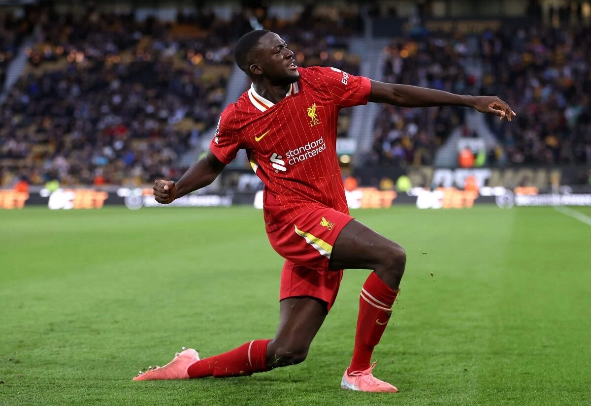 Liverpool đàm phán thất bại thương vụ Konate